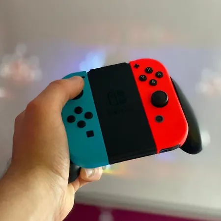 Capsule Groovy-jacuzzi-sauna-billard-netflix- Nintendo Switch & Jeux Mons