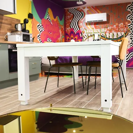 アパート Capsule Groovy-jacuzzi-sauna-billard-netflix- Nintendo Switch & Jeux モンス