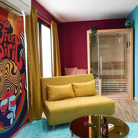 Apartment Capsule Groovy-jacuzzi-sauna-billard-netflix- Nintendo Switch & Jeux Mons