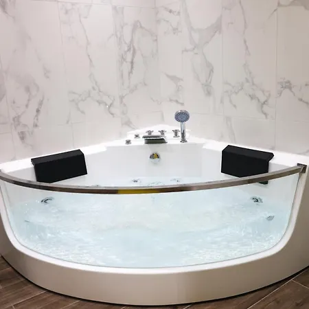 Apartment Capsule Groovy-jacuzzi-sauna-billard-netflix- Nintendo Switch & Jeux *