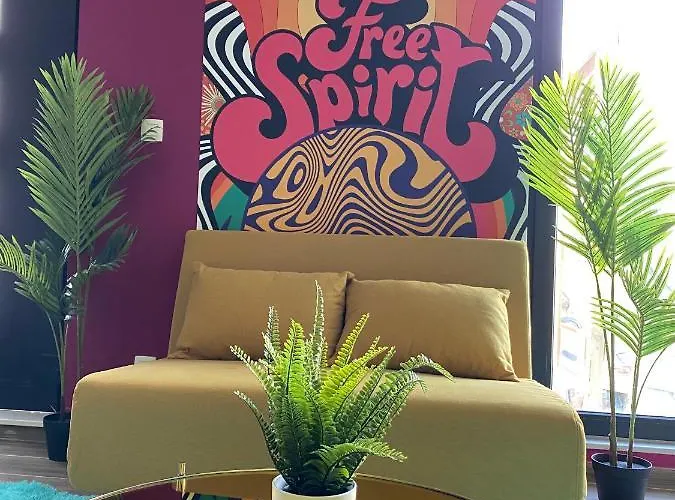 Capsule Groovy-jacuzzi-sauna-billard-netflix- Nintendo Switch & Jeux Монс