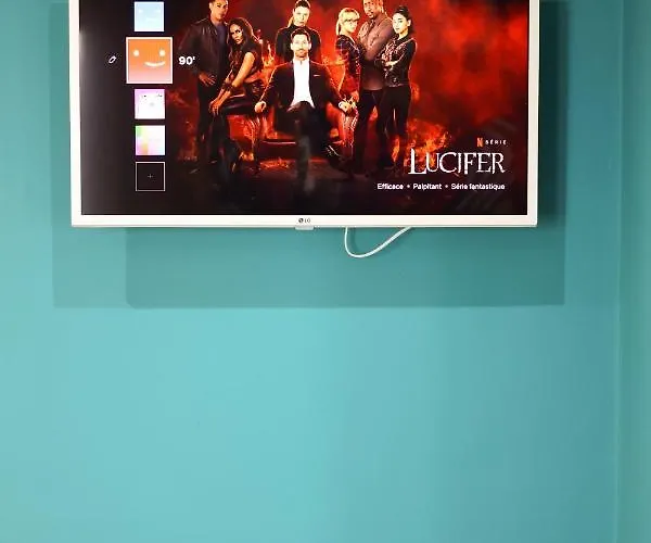 Capsule Groovy-jacuzzi-sauna-billard-netflix- Nintendo Switch & Jeux