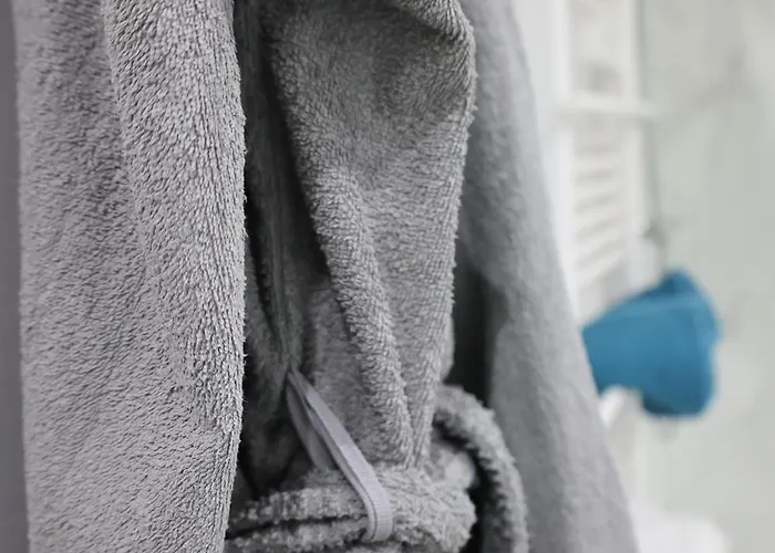 Апартаменты Capsule Groovy-jacuzzi-sauna-billard-netflix- Nintendo Switch & Jeux *